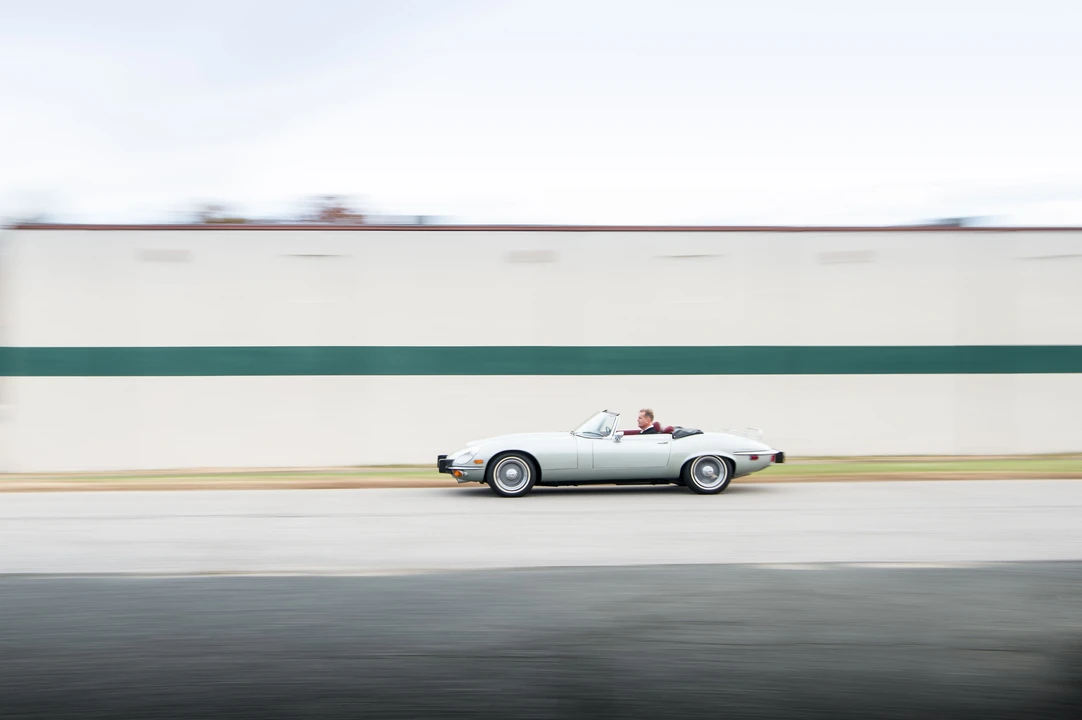 1974 Jaguar E-Type Series 3 V12 - Image 8 of 31