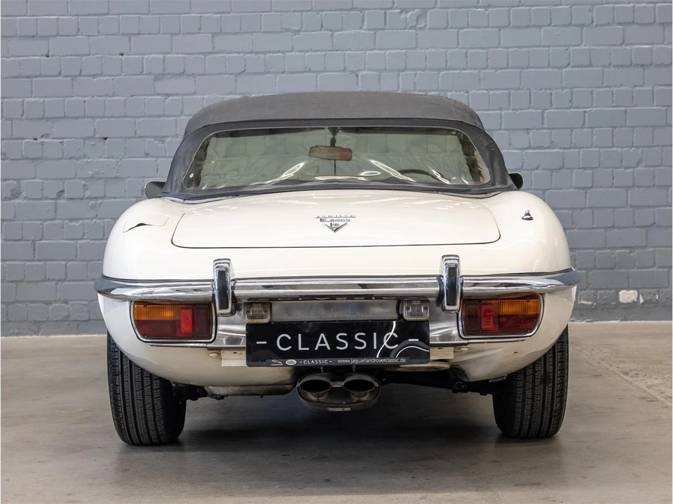 1974 Jaguar E-Type Series 3 V12 - Image 13 of 29
