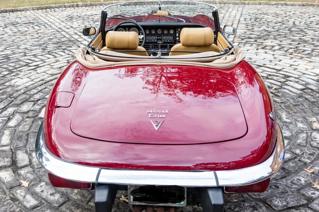 1974 Jaguar E-Type Series 3 V12 - Image 3 of 21