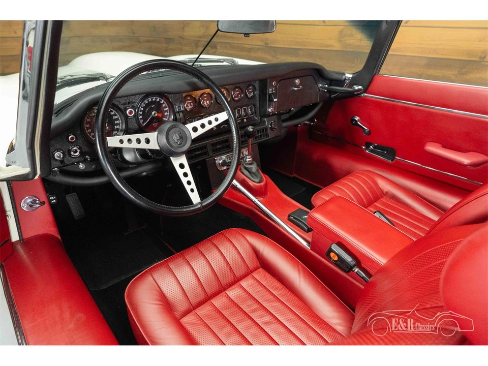 1974 Jaguar E-Type Series 3 V12 - Image 10 of 18