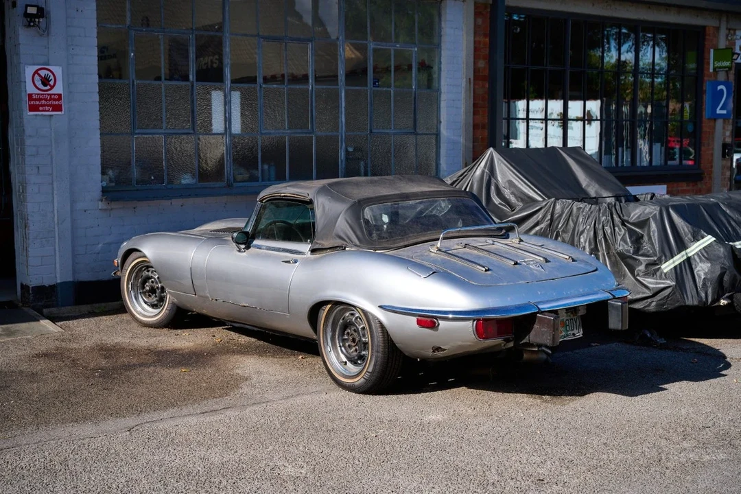 2026 Jaguar E-Type Series 3 V12 - Image 3 of 30