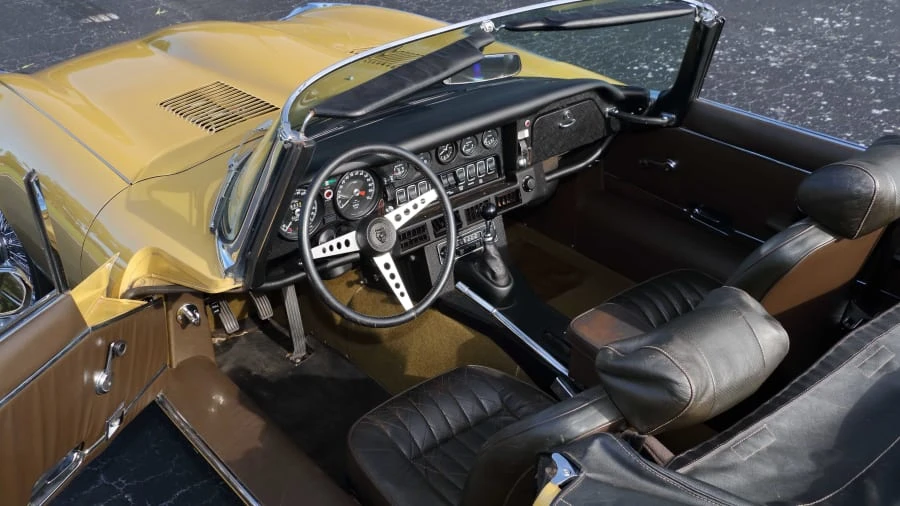 1974 Jaguar E-Type Series 3 V12 - Image 4 of 12