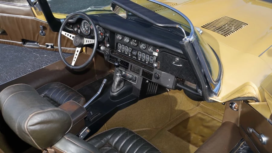 1974 Jaguar E-Type Series 3 V12 - Image 5 of 12