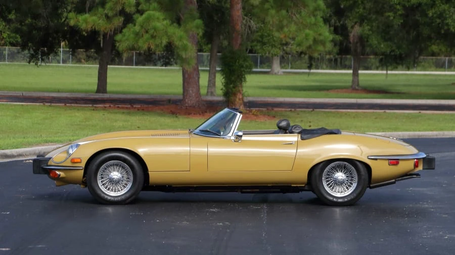 1974 Jaguar E-Type Series 3 V12 - Image 8 of 12