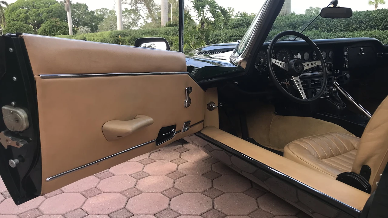 1974 Jaguar E-Type Series 3 V12 - Image 10 of 27