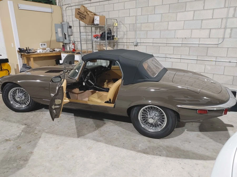 1974 Jaguar E-Type Series 3 V12 - Image 2 of 16