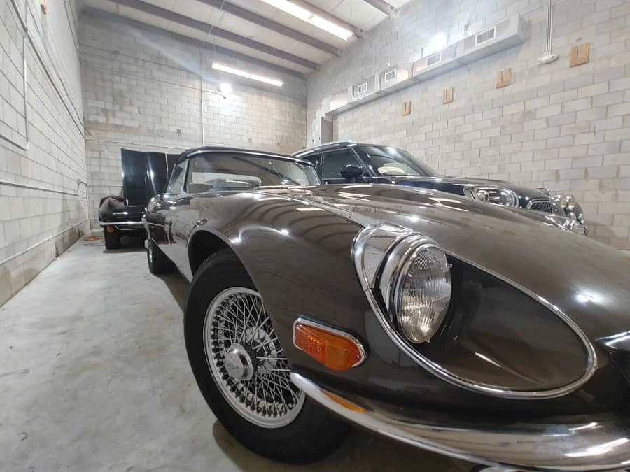 1974 Jaguar E-Type Series 3 V12 - Image 13 of 16