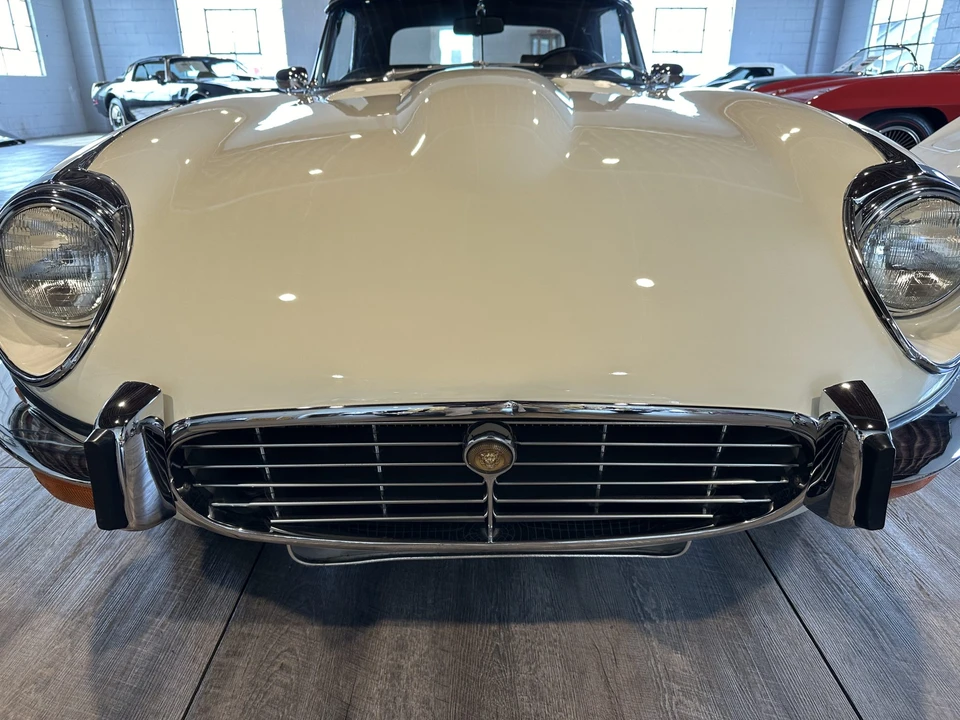 1974 Jaguar E-Type Series 3 V12 - Image 12 of 31