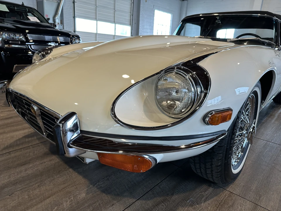1974 Jaguar E-Type Series 3 V12 - Image 17 of 31