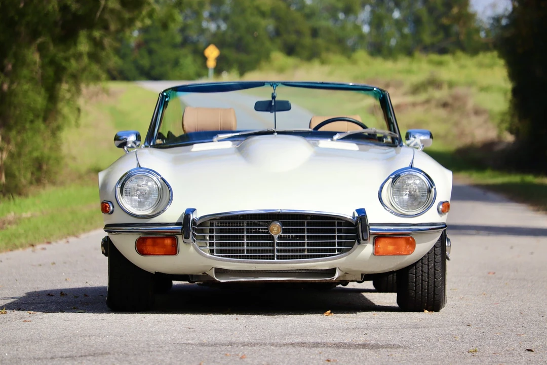 1974 Jaguar E-Type Series 3 V12 - Image 3 of 31
