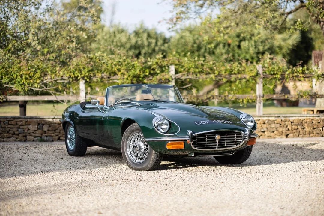 1974 Jaguar E-Type Series 3 V12 - Image 2 of 30