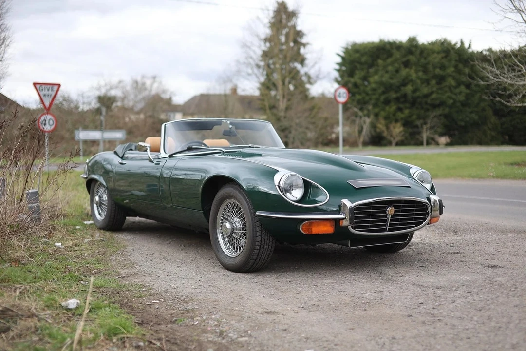 1974 Jaguar E-Type Series 3 V12 - Image 2 of 30