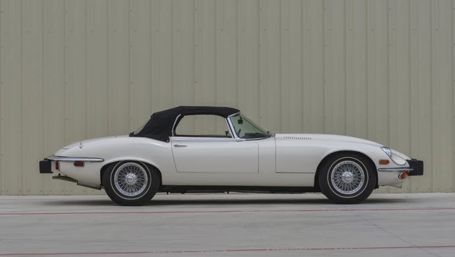 1974 Jaguar E-Type Series 3 V12 - Image 2 of 12
