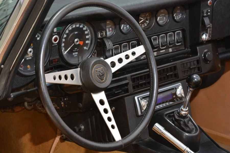 1974 Jaguar E-Type Series 3 V12 - Image 6 of 12