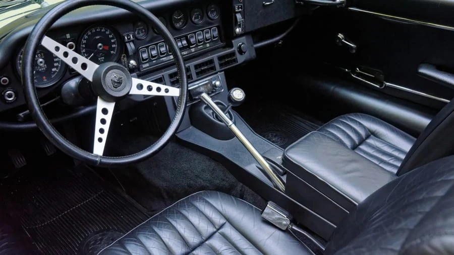 1974 Jaguar E-Type Series 3 V12 - Image 4 of 11
