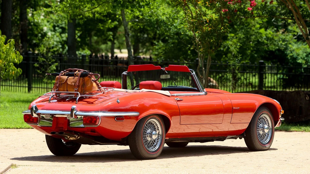 1974 Jaguar E-Type Series 3 V12 - Image 5 of 31