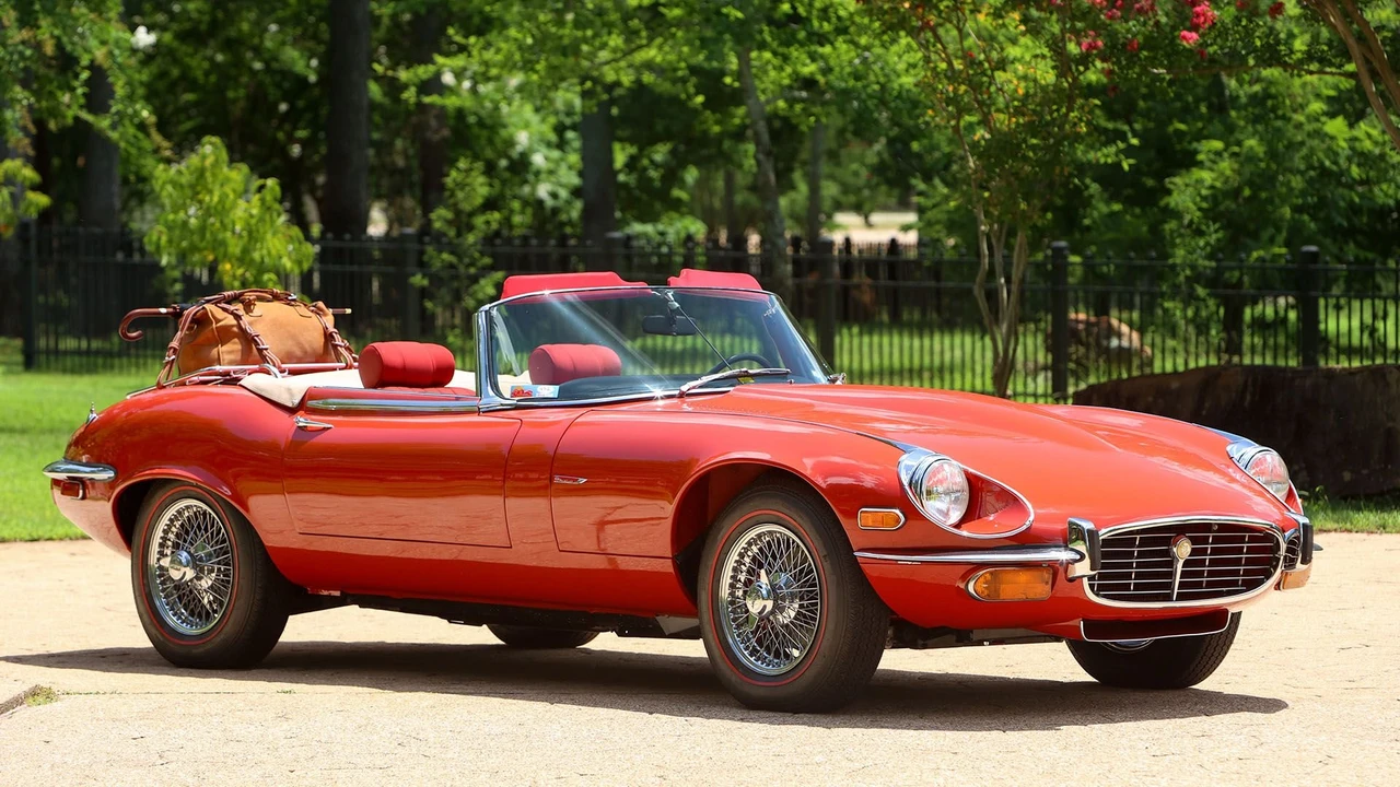 1974 Jaguar E-Type Series 3 V12 - Image 8 of 31