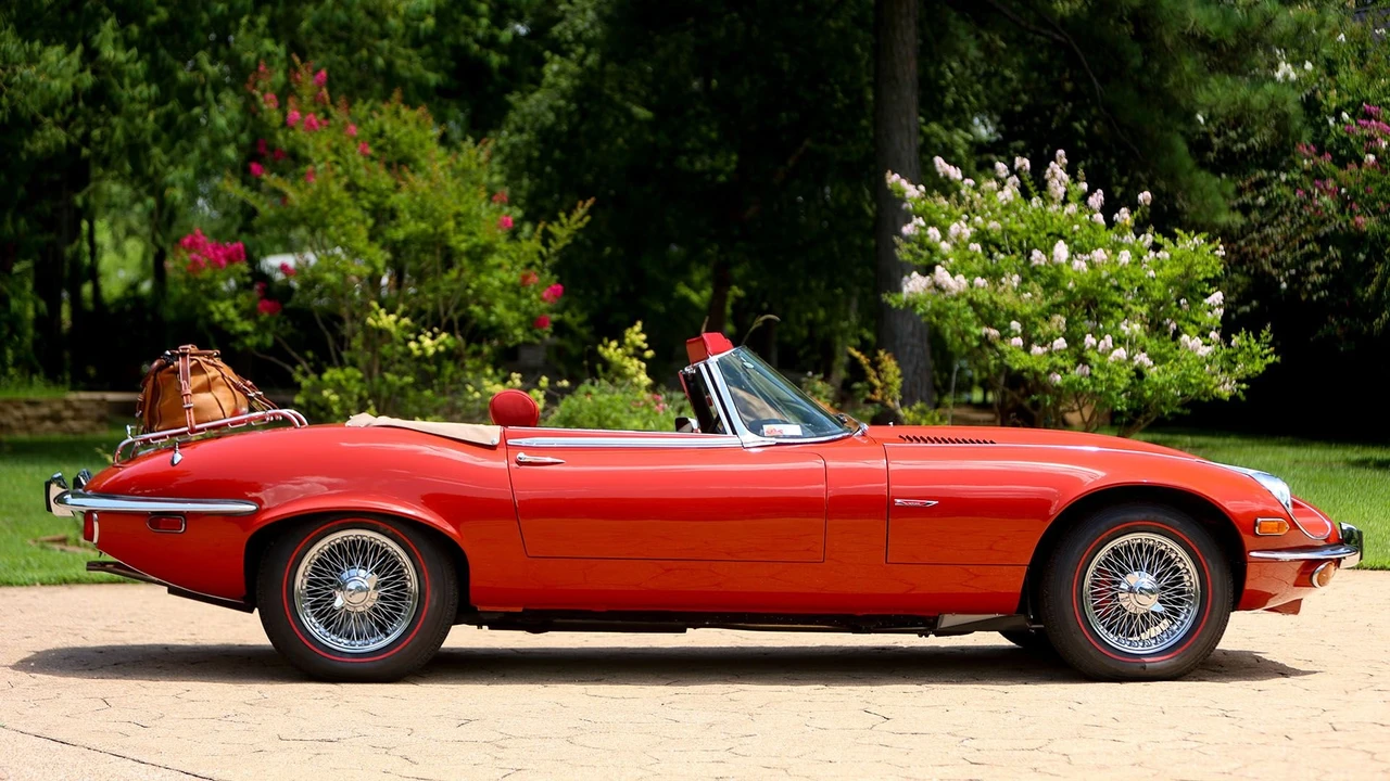 1974 Jaguar E-Type Series 3 V12 - Image 3 of 31