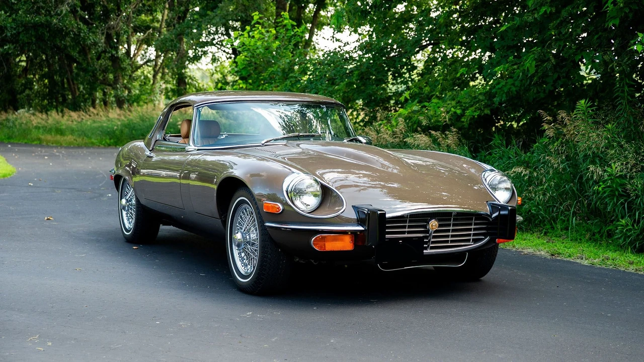 1974 Jaguar E-Type Series 3 V12 - Image 11 of 31