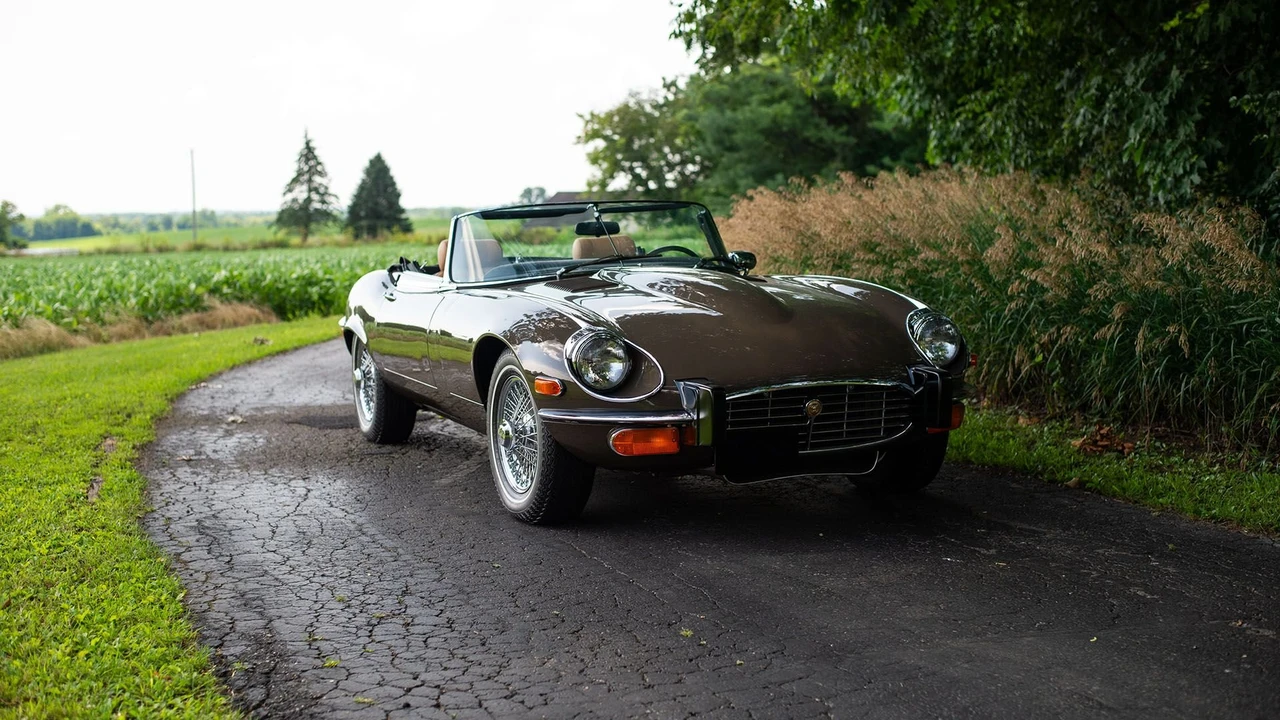 1974 Jaguar E-Type Series 3 V12 - Image 28 of 31