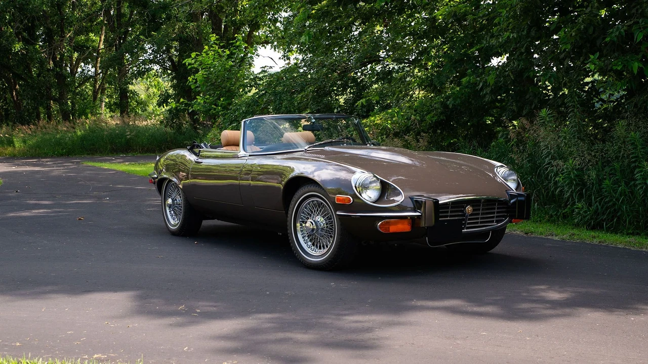 1974 Jaguar E-Type Series 3 V12 - Image 10 of 31
