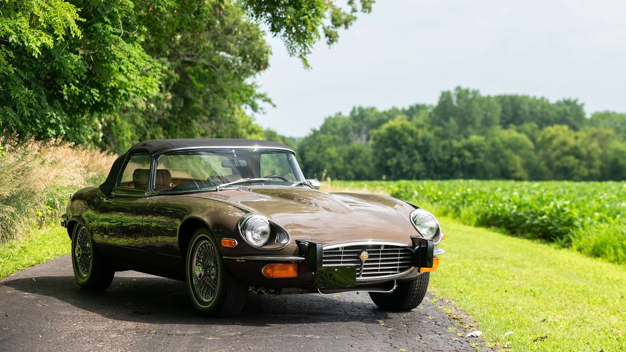 1974 Jaguar E-Type Series 3 V12 - Image 7 of 31