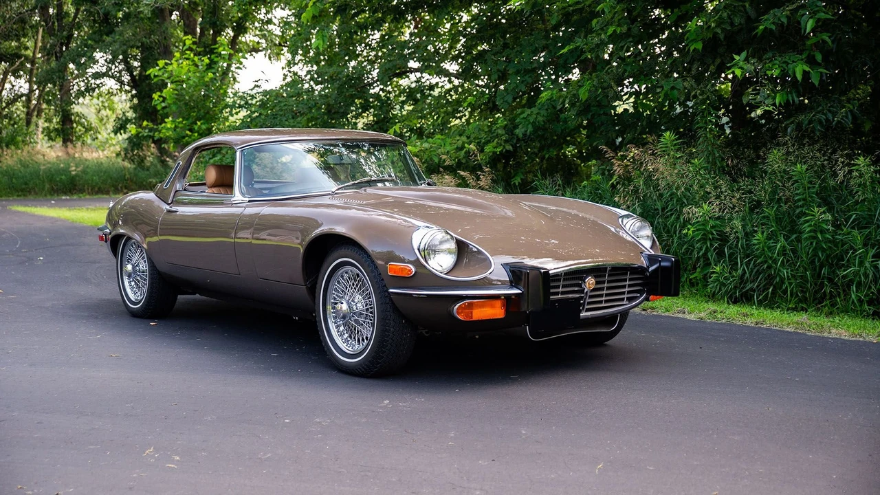 1974 Jaguar E-Type Series 3 V12 - Image 12 of 31