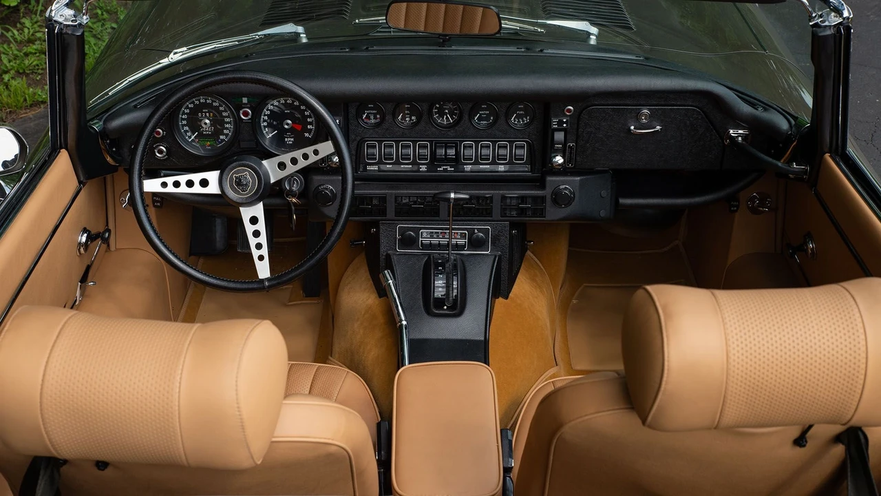 1974 Jaguar E-Type Series 3 V12 - Image 6 of 31