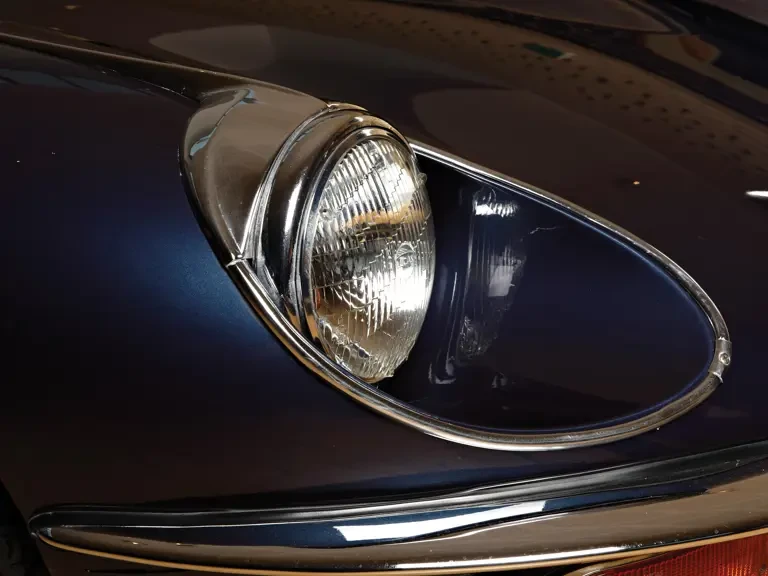 1974 Jaguar E-Type Series 3 V12 - Image 9 of 18