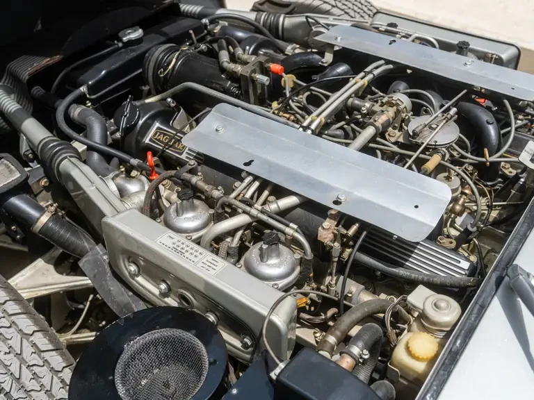 1974 Jaguar E-Type Series 3 V12 - Image 4 of 31