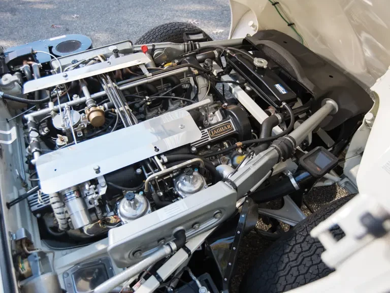 1974 Jaguar E-Type Series 3 V12 - Image 4 of 30