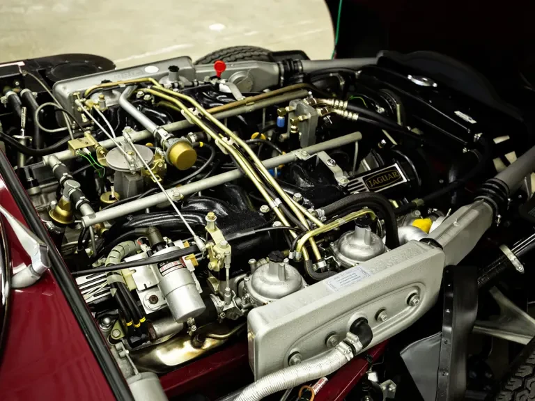 1974 Jaguar E-Type Series 3 V12 - Image 4 of 31