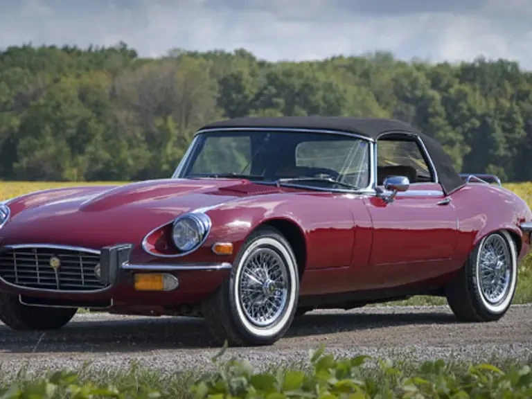 1974 Jaguar E-Type Series 3 V12 - Image 2 of 10