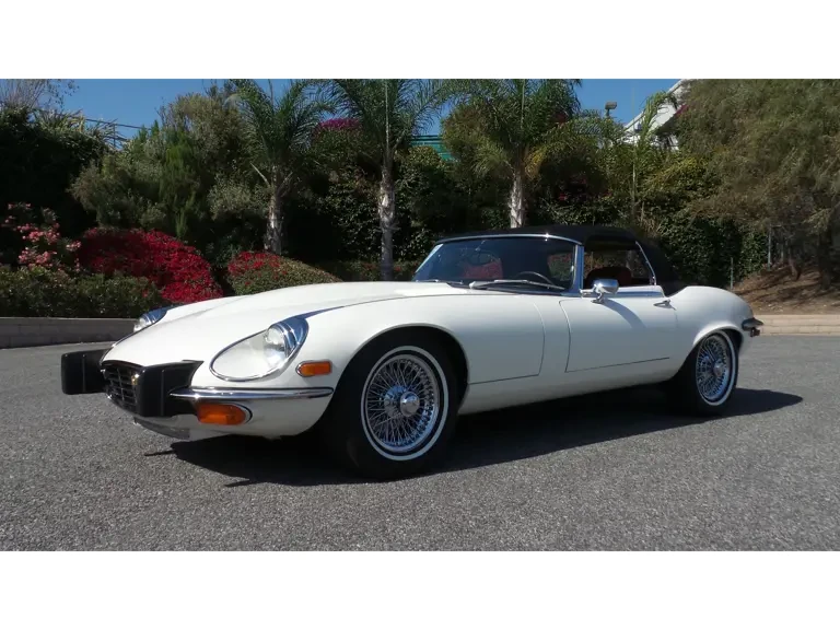 1974 Jaguar E-Type Series 3 V12 - Image 2 of 2