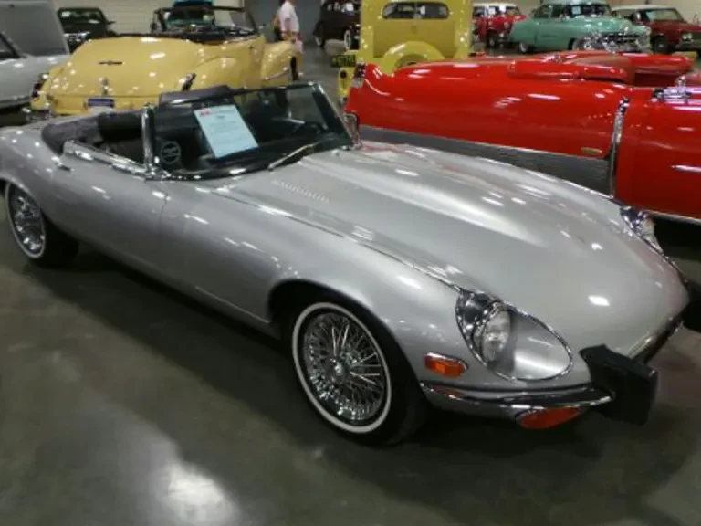1974 Jaguar E-Type Series 3 V12 - Image 2 of 2