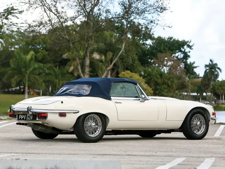 1974 Jaguar E-Type Series 3 V12 - Image 3 of 31