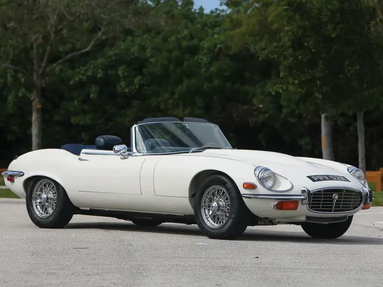 1974 Jaguar E-Type Series 3 V12 - Image 2 of 31