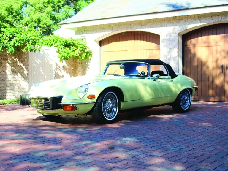 1974 Jaguar E-Type Series 3 V12 - Image 2 of 2