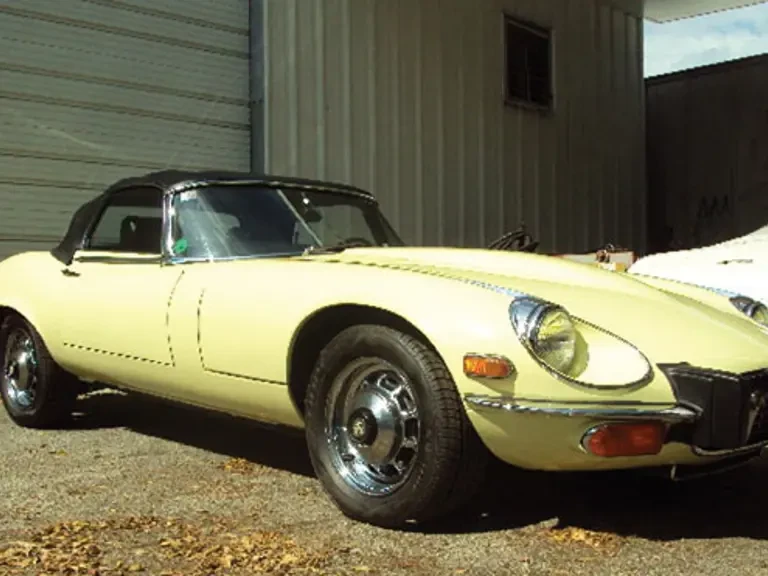 1974 Jaguar E-Type Series 3 V12 - Image 2 of 2