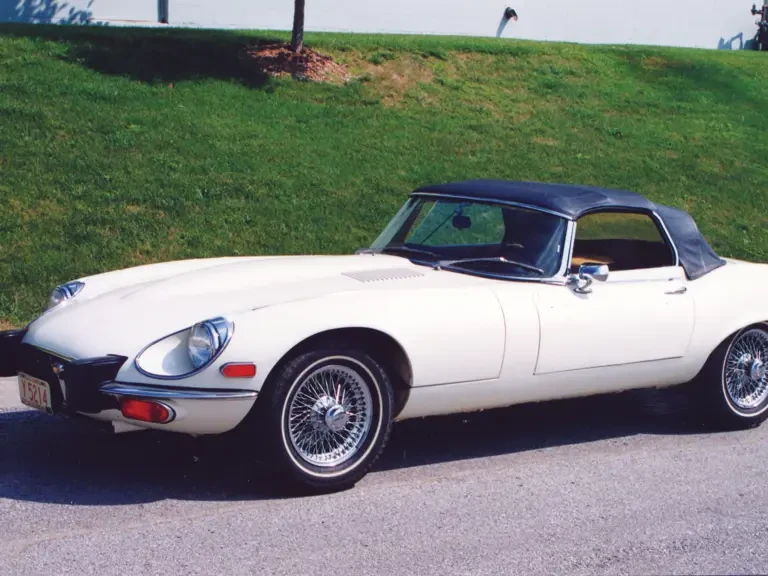 1974 Jaguar E-Type Series 3 V12 - Image 2 of 2