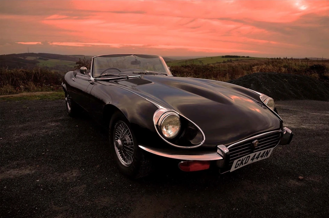 1974 Jaguar E-Type Series 3 V12 - Image 2 of 30