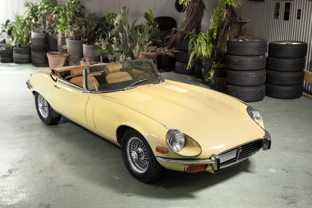 1974 Jaguar E-Type Series 3 V12 - Image 7 of 31