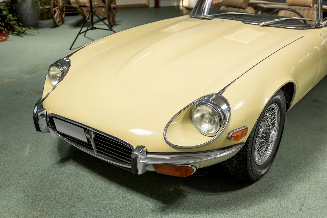 1974 Jaguar E-Type Series 3 V12 - Image 10 of 31