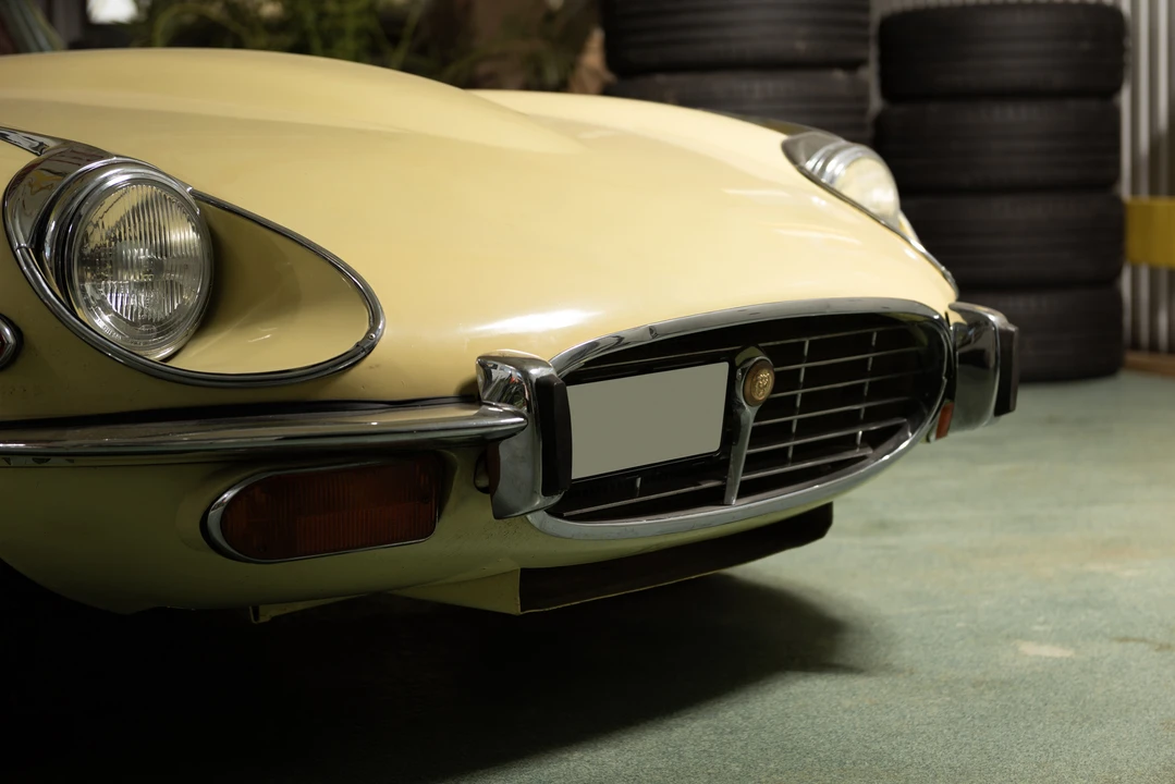 1974 Jaguar E-Type Series 3 V12 - Image 12 of 31