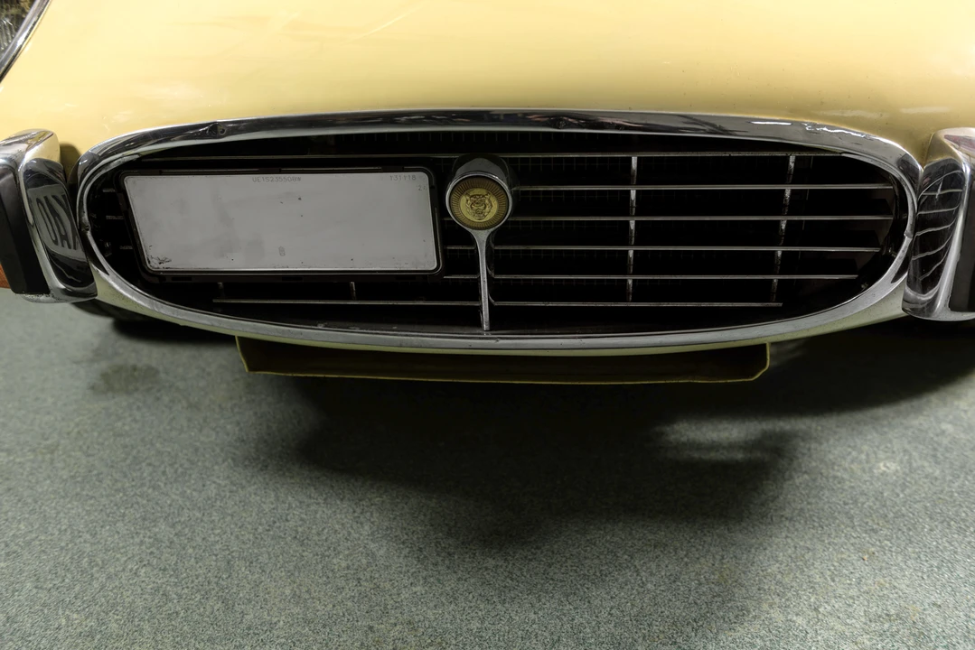 1974 Jaguar E-Type Series 3 V12 - Image 19 of 31