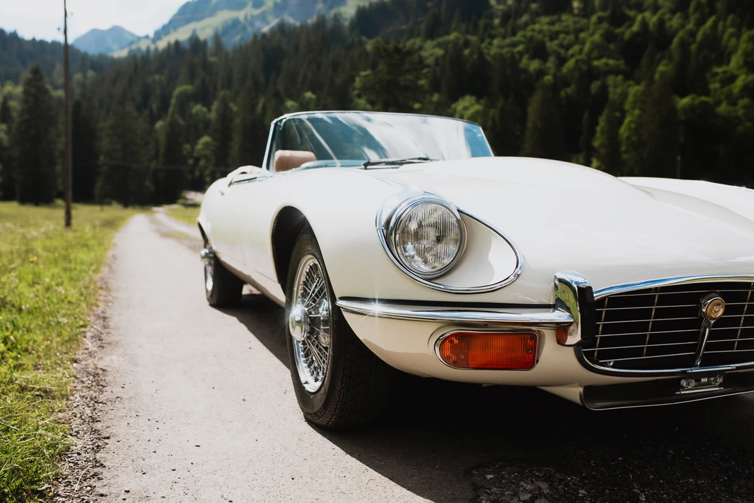 1974 Jaguar E-Type Series 3 V12 - Image 12 of 31