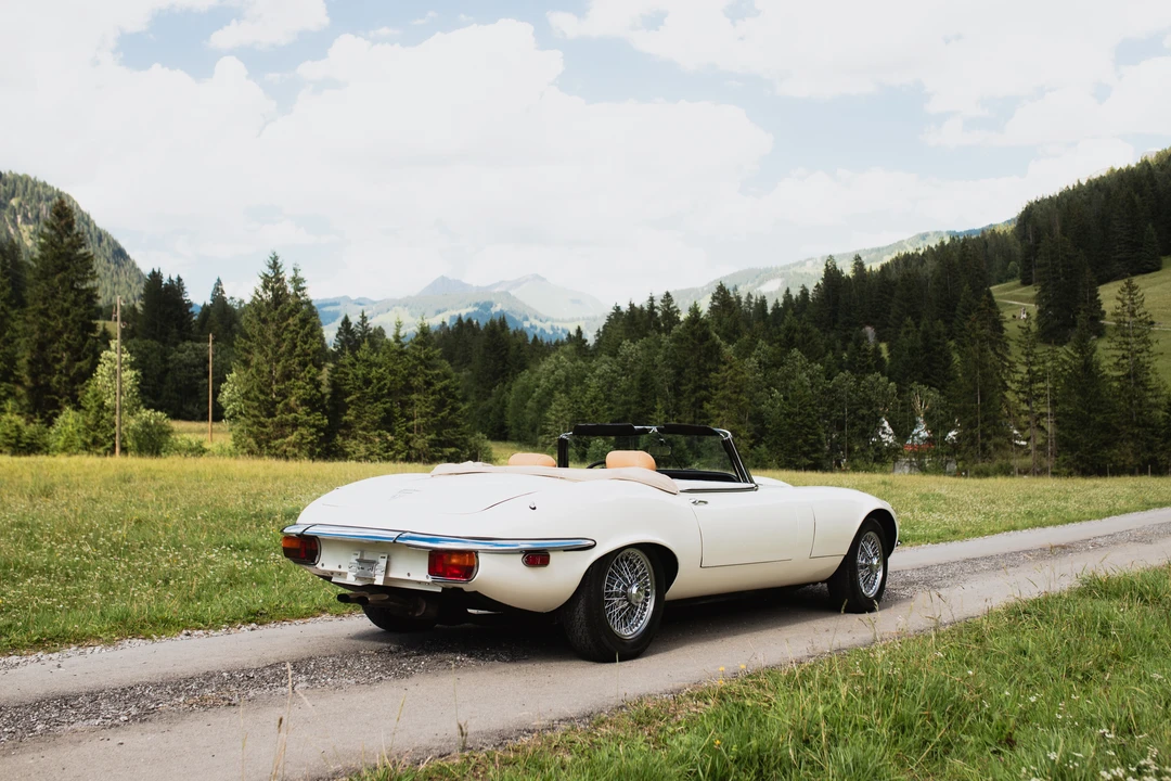 1974 Jaguar E-Type Series 3 V12 - Image 5 of 31