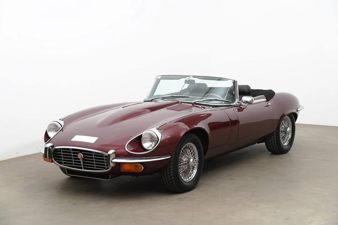 1974 Jaguar E-Type Series 3 V12 - Image 2 of 31