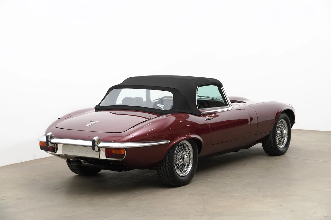 1974 Jaguar E-Type Series 3 V12 - Image 16 of 31