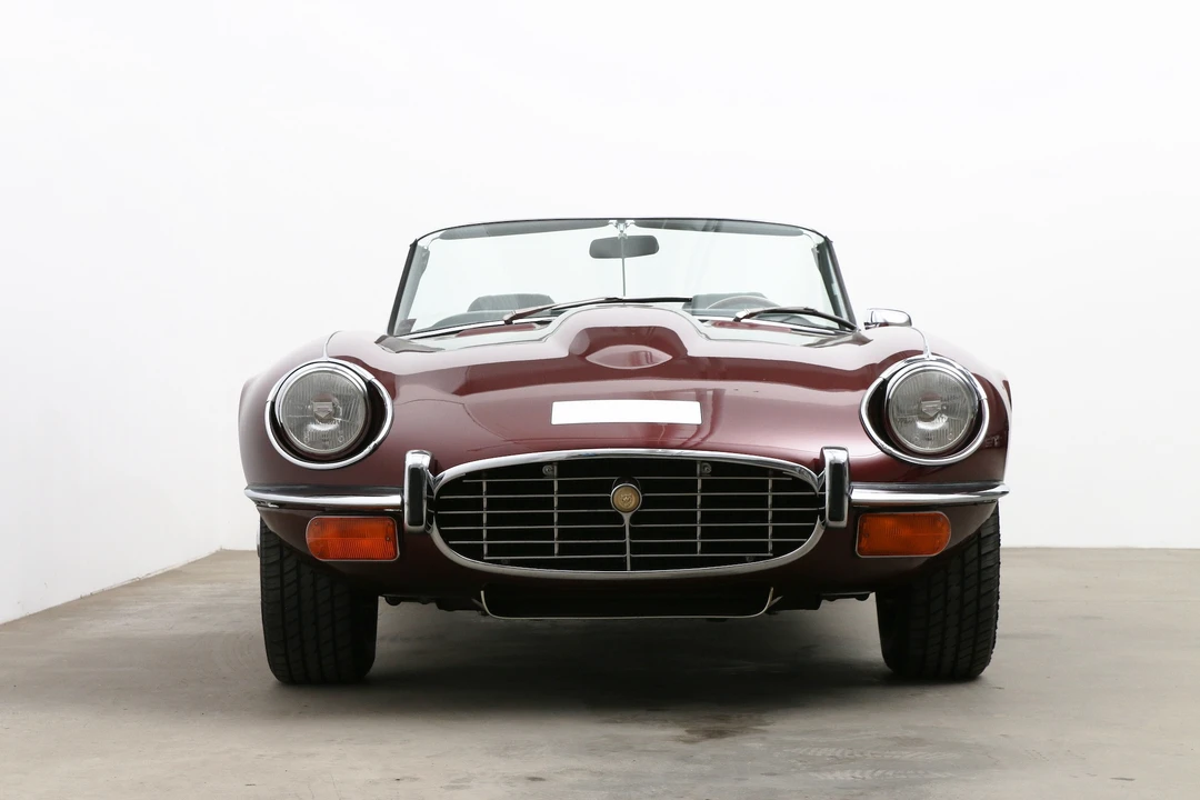 1974 Jaguar E-Type Series 3 V12 - Image 3 of 31